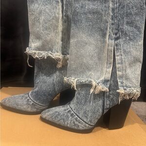 Steve Madden Livvy Denim Fab Boots Pointed Toe Block Heel Size 7